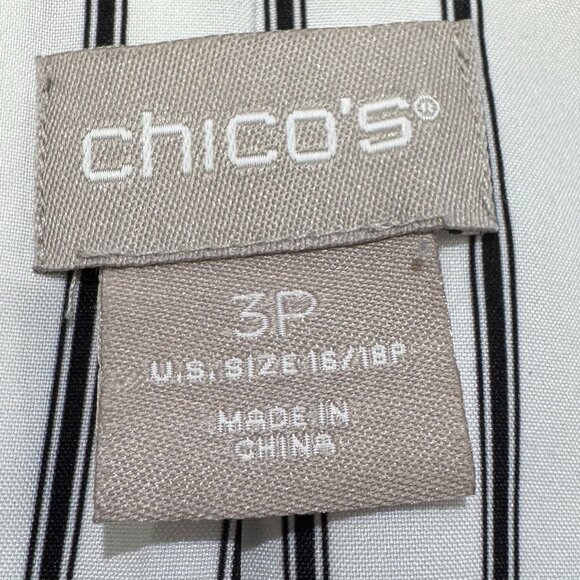 Chico’s Black & White Floral Textured Jacket – Size 3P (16/18 Petite) - Picture 8 of 9